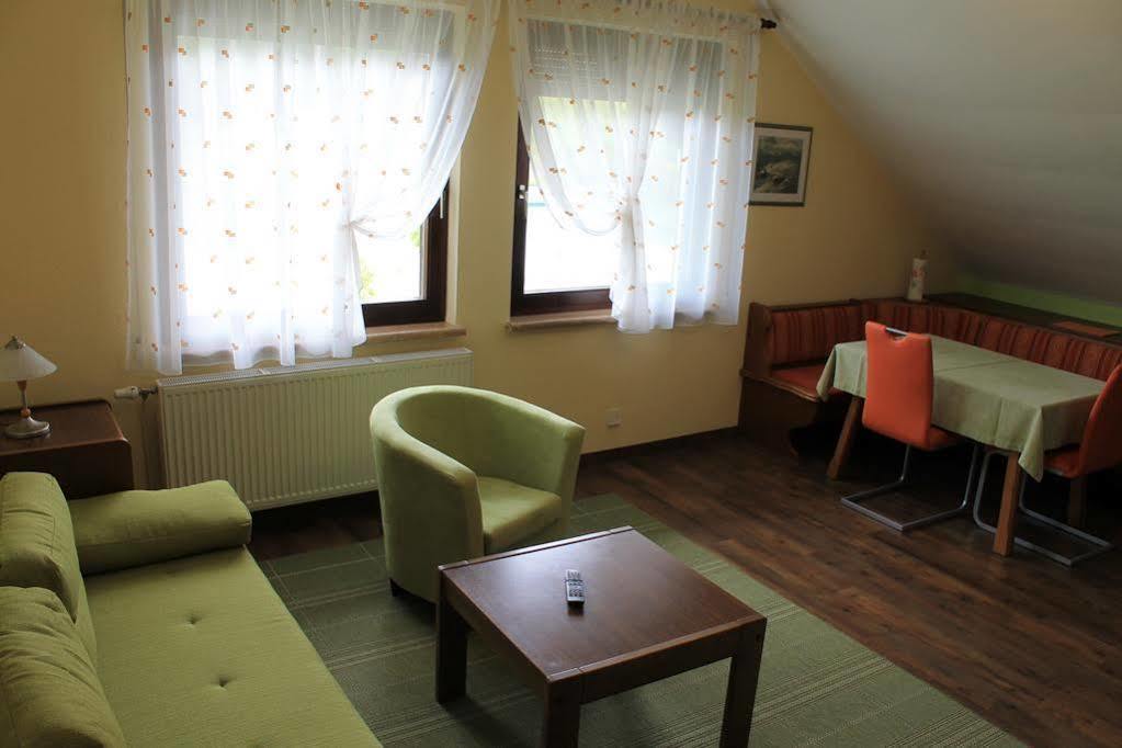 Appartement - Ferienwohnungen - Gaestehaus Gabriele Drobollach am Faakersee Bagian luar foto